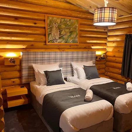 Kare Luxury Feriested