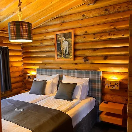Kare Luxury Feriested Tsigov Chark