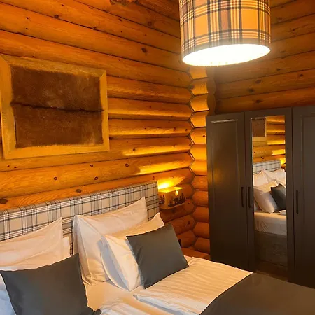 Kare Luxury * Tsigov Chark