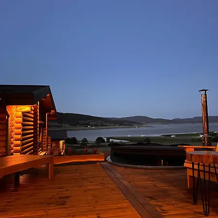 Kare Luxury Feriested Tsigov Chark